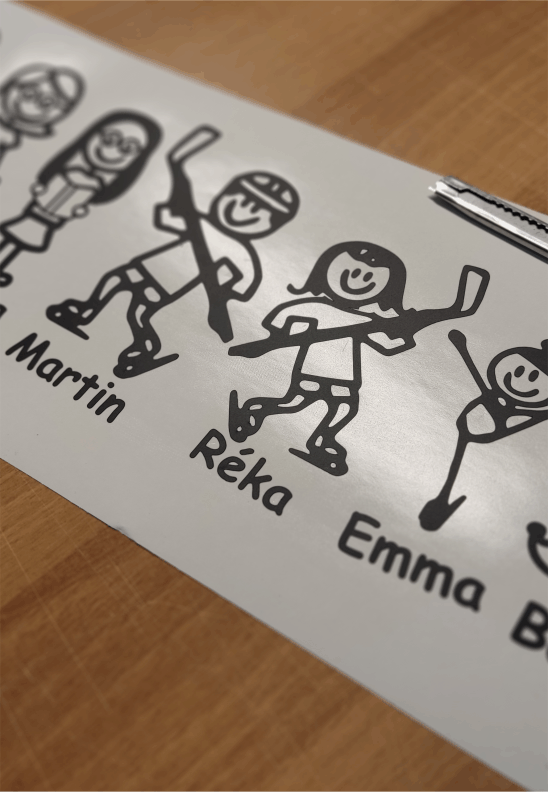 Autómatrica családi figurák kérésed szerint