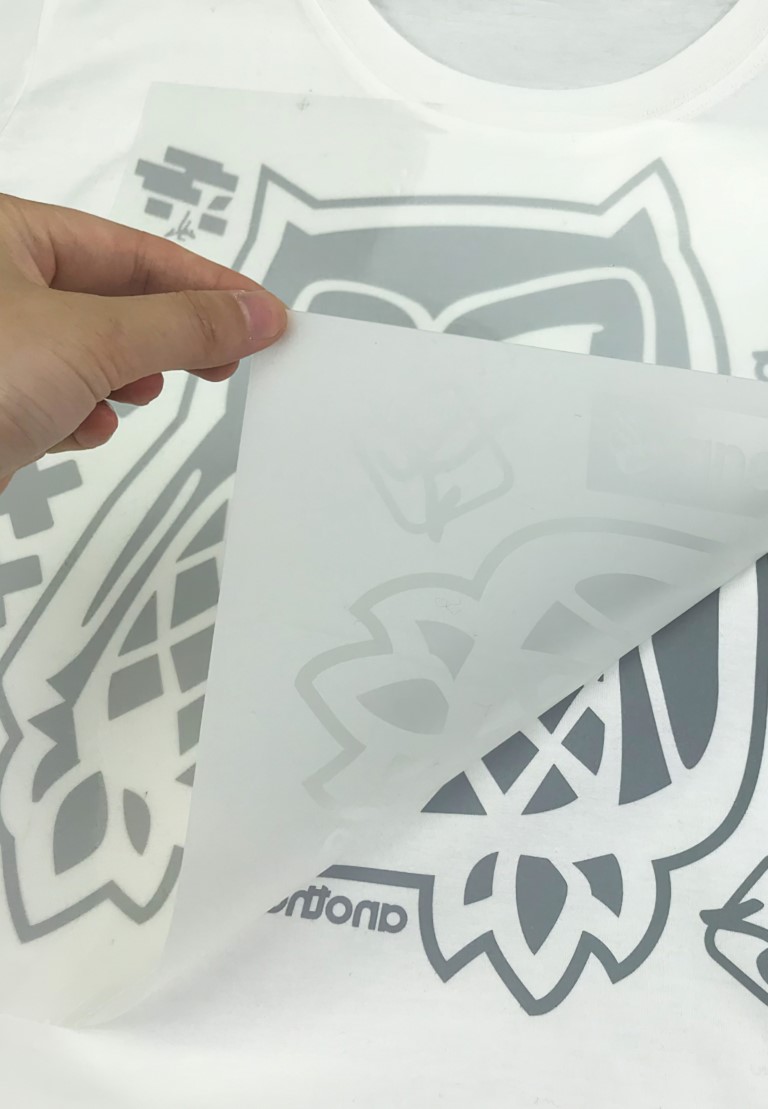 Otthon felvasalható pólómatrica egyedi kérésed szerint 